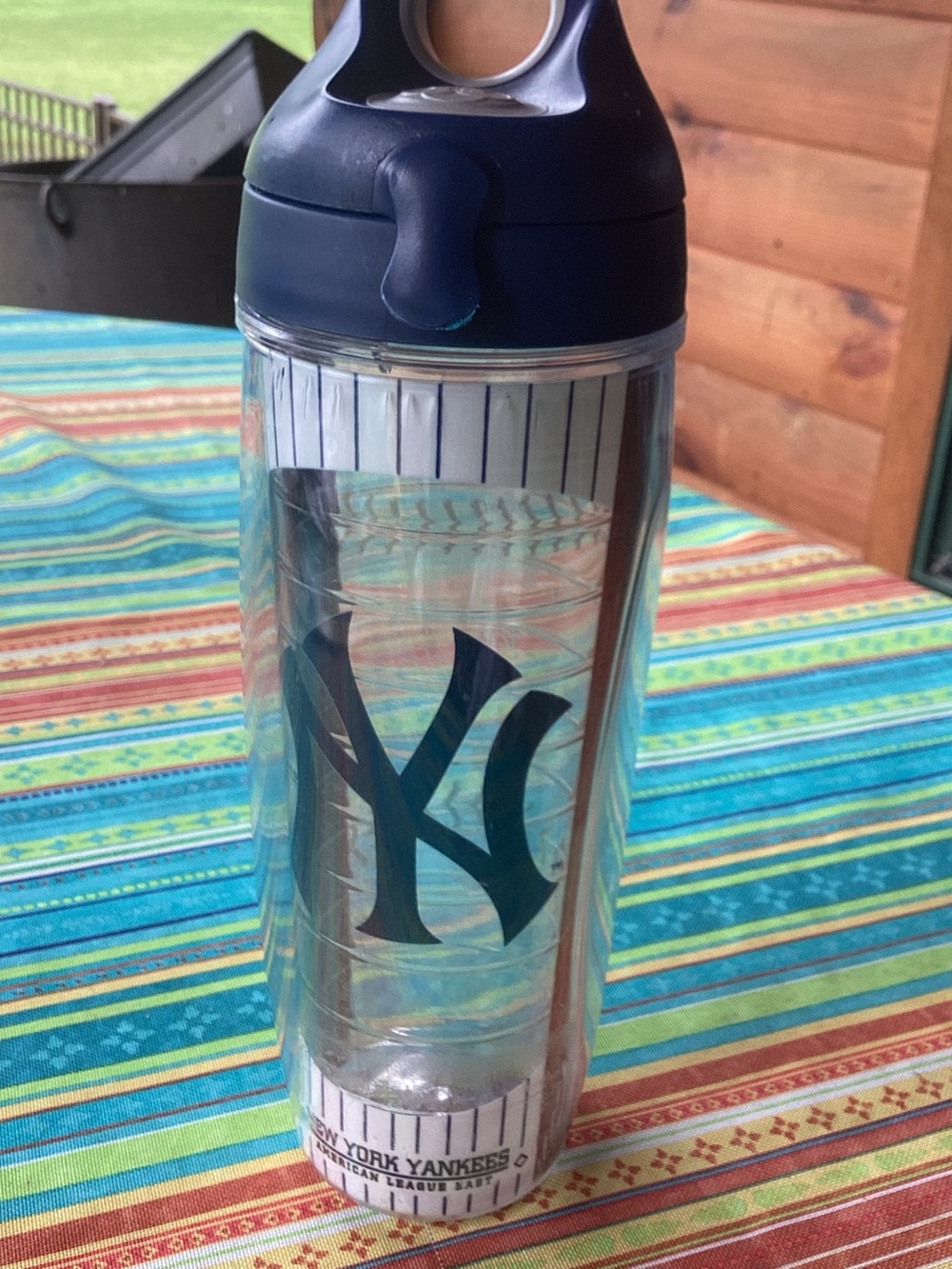 Tervis x New York Yankees Travel Tumbler- capacity 24 ounces